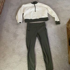 Fabletics workout set medium too large bottoms